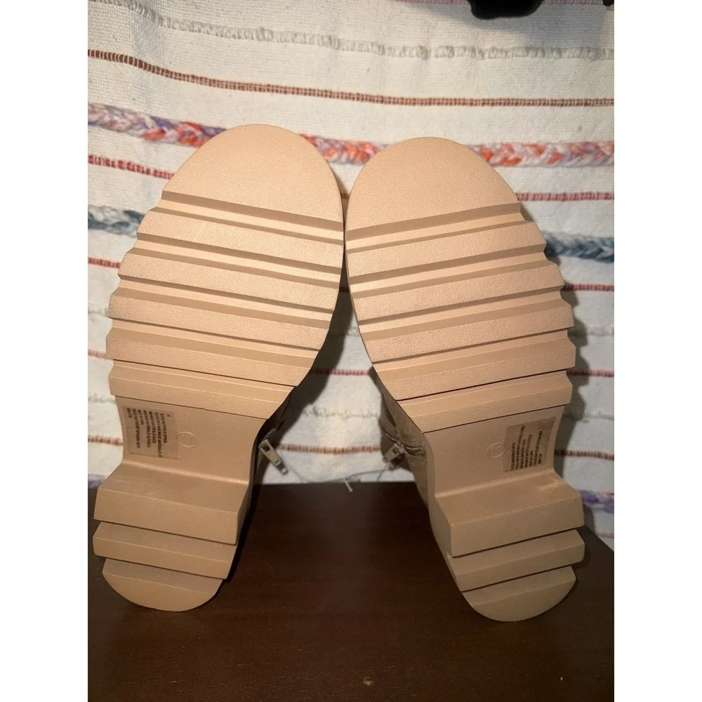 Universal Thread Women's Size 11 Chunky Platform Boots Zip